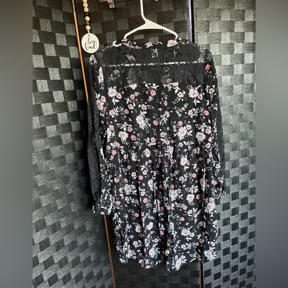 Torrid Tunic Size 00 (Equivalent to size 10) - Picture 6 of 7